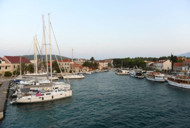 Sucuraj, Hırvatistan - Ağustos 2018: Port Sucuraj Adası Hvar, Hırvatistan