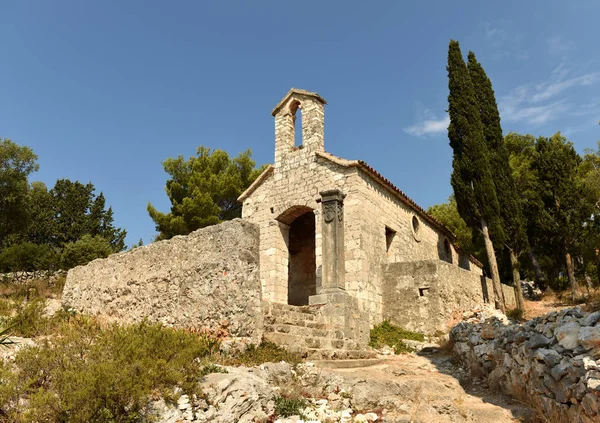 Kostel Panny Marie Kruvenica ve městě Hvar na ostrově Hvar, — Stock fotografie