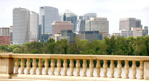 Paisaje urbano del Condado de Arlington, Virginia, EE.UU. — Foto de Stock