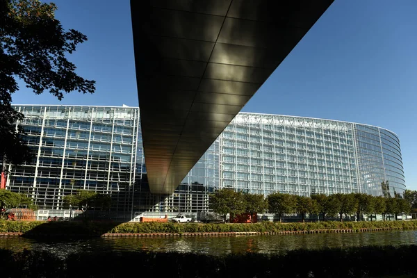 Edificio del Parlamento Europeo en Estrasburgo, Francia . — Foto de Stock