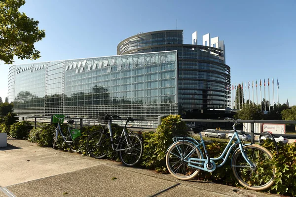 Edificio del Parlamento Europeo en Estrasburgo, Francia . — Foto de Stock