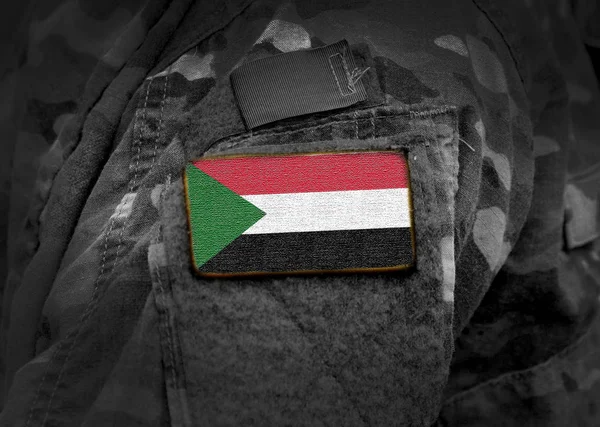 Bandeira do Sudão com uniforme militar. Exército, soldados, África — Fotografia de Stock
