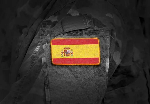 Bandeira de Espanha em uniforme militar . — Fotografia de Stock