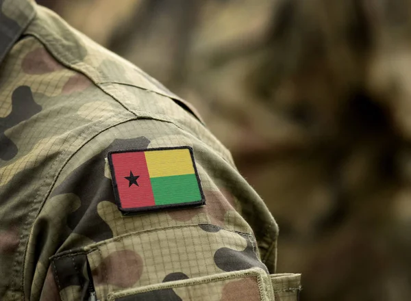 军服上的几内亚比绍国旗. — 图库照片