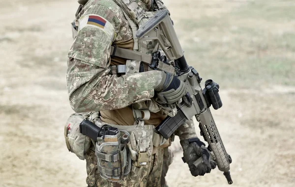 Soldado Com Metralhadora Bandeira Armênia Uniforme Militar Colagem — Fotografia de Stock