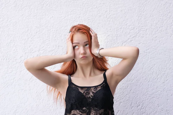 Indignant girl posing at studio — Stock Photo, Image