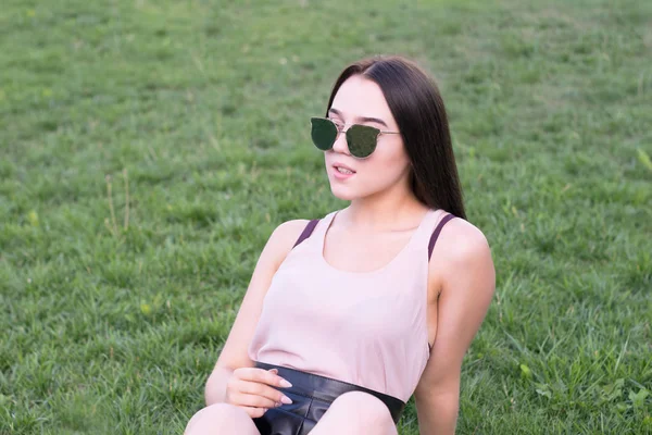 Attractive brooding woman — Stock Photo, Image