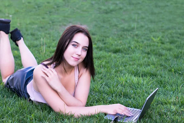 Lady with attractive appearance — Stock Photo, Image