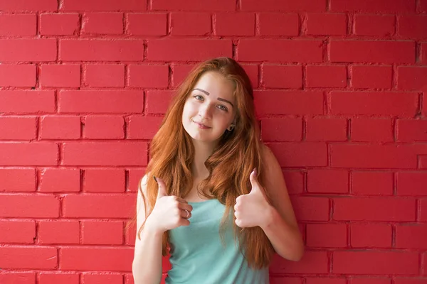 Girl with sweet appearance — Stock Photo, Image