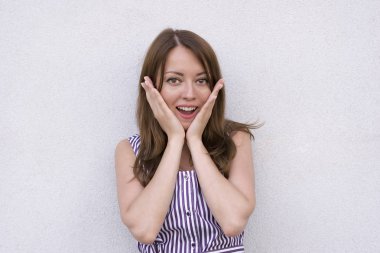 Güzel sürpriz kız