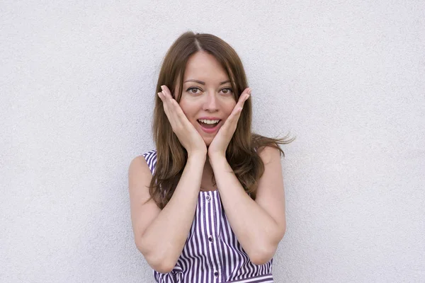 Güzel sürpriz kız