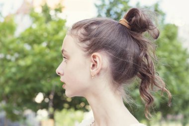 Pozitif Bayan mutlu hissediyor