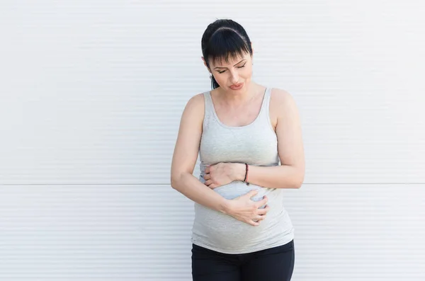 Schwangere Mit Wehen Und Schmerzen Bauch — Stockfoto