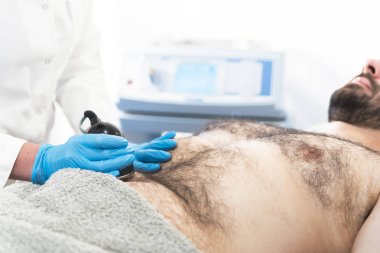 Adamın kavitasyon usulü hakkında yakın çekim 