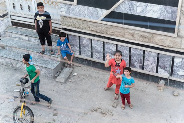 Bagdad Irak Iulie 2019 Copiii Joacă Stradă — Fotografie, imagine de stoc