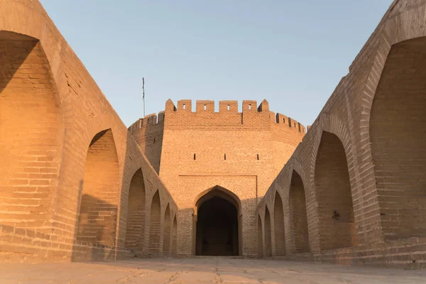 Bagdad Irak Czerwca 2019 Stary Zamek Bagdadzie Słoneczny Dzień Zdjęcie — Zdjęcie stockowe