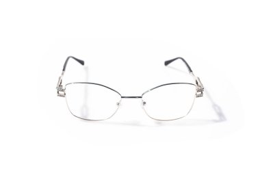 Miyop ya da basiretsiz gözlük, beyaz arka planda izole edilmiş, miyop kavramı.