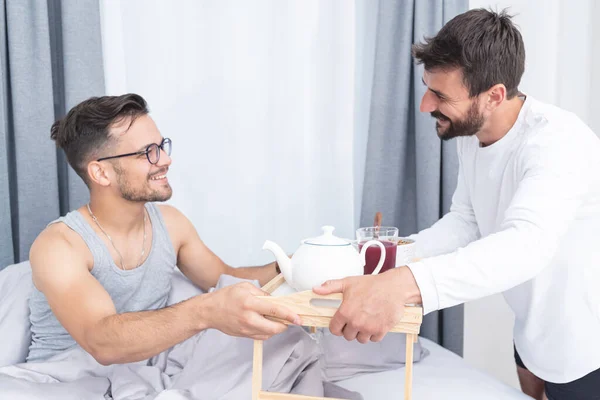 Gay Man Serving Meal Boyfriend — Stock Photo, Image