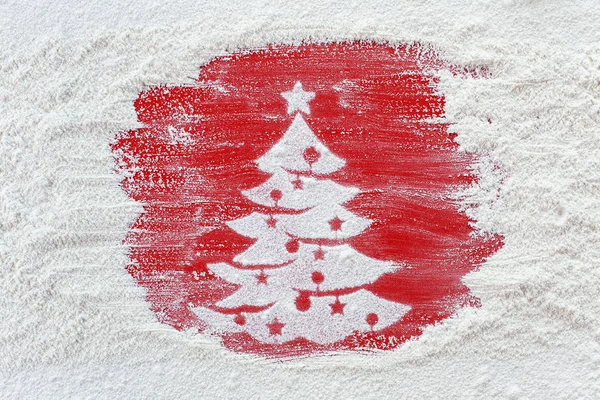 Weihnachtsgebäck Konzept Mehl Weggewischt Und Weihnachtsbaum Auf Rotem Tisch — Stockfoto