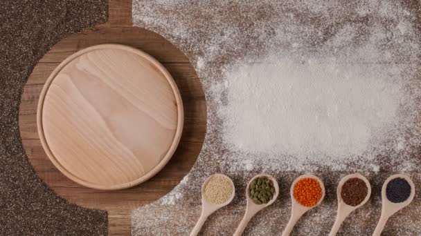 Glutenvrij Dieet Opties Verschillende Zaden Granen Houten Lepels Met Het — Stockvideo