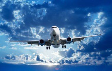 Kapalı - yakın kadar uçak alarak jet