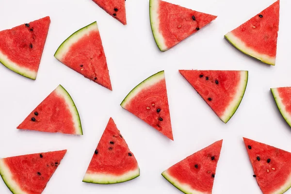 Vattenmelon skivor på vit bakgrund — Stockfoto