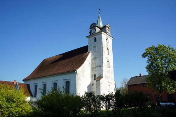 Santa Trindade Igreja Católica Kuldiga Latvia — Fotografia de Stock