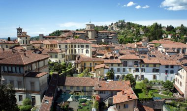Bergamo.Italy rahat avlu.