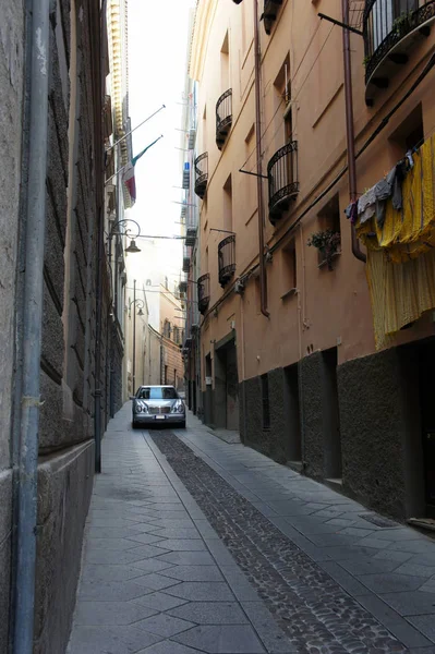 Jednokierunkowej Ulicy Cagliari Sardinia — Zdjęcie stockowe
