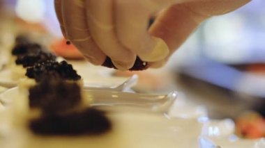 Düğün çikolata. Tatlı tablosundaki birçok tür