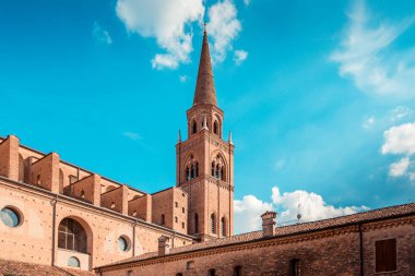 Saint Andrea Bazilikası - İtalyan Rönesans mimarisi - seyahat hedefleri - Mantua İtalya