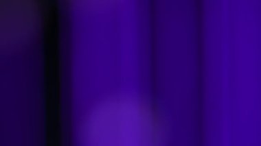 Soyut menekşe hareketli arka plan