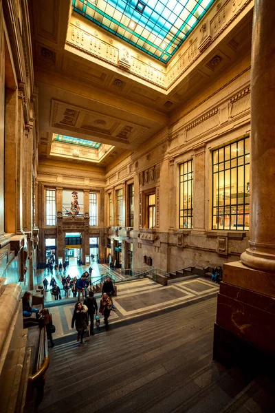 Milão Itália Por Volta Janeiro 2019 Estação Central Milão Piazza — Fotografia de Stock