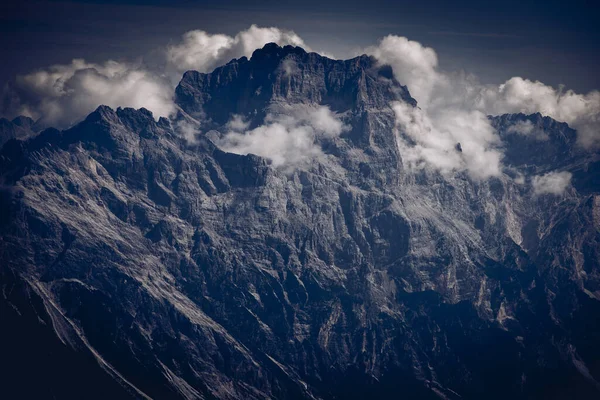 Die Nordwand Des Pelmo Gebirges Dolomiten Unesco Stockbild