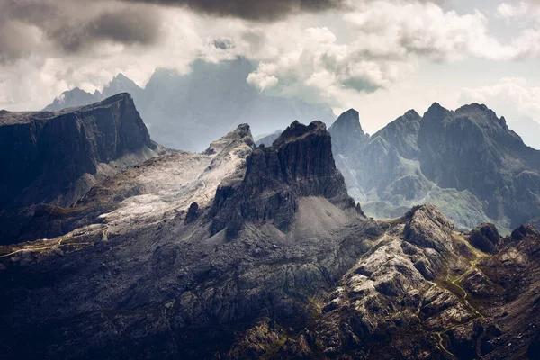 Averau Gipfel Nuvolau Gebirge Dolomiten Unesco lizenzfreie Stockfotos