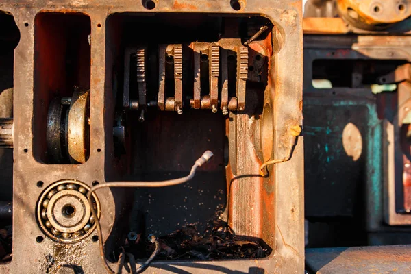 Old Rusty Mechanism Metal Scrap Metal Dump — Stock Photo, Image