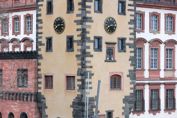 Windows Historic European Style Homes — Stock Photo, Image