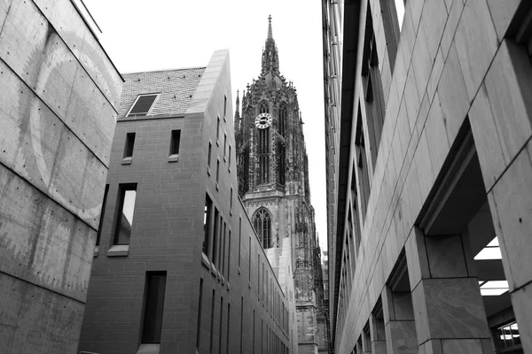 Történelmi Bartholomaus Katedrális Torony Frankfurt — Stock Fotó
