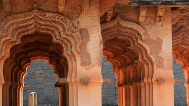 Hindistan'ın Karnataks eyaletinde Hampi Rünleri