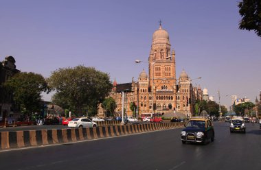 Mumbai, Hindistan - 6 Aralık : Mumbai Hindistan'da tarihi Mumbai şehir şirketi binası, 6 Aralık 2015 Mumbai, Hindistan
