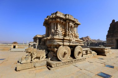 Hindistan'ın Karanataka eyaletinde Hampi runisi Taş Arabası