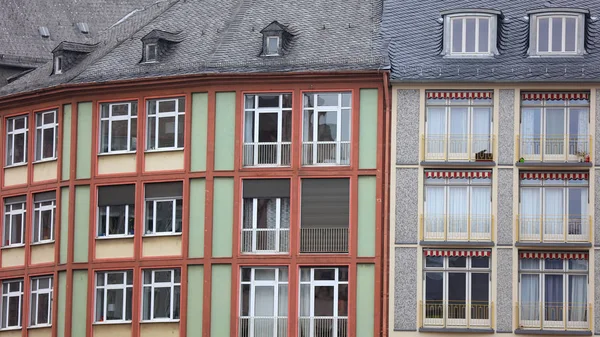 Windows Historic European Style Homes — Stock Photo, Image