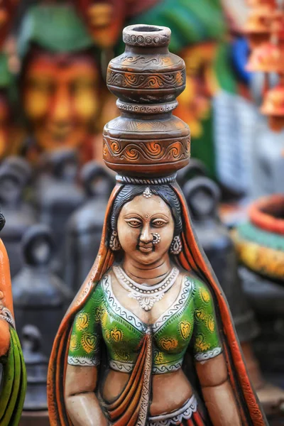 Statue Femme Indienne Colorée Argile — Photo