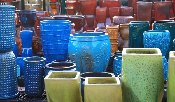 Muitos Vasos Plantas Coloridas Para Venda — Fotografia de Stock
