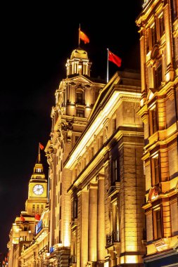 Şangay - Çin - 9 Kasım 2019: Şangay 'ın merkez bölgesi ve Çin' in finans merkezi Huangpu nehrinin kıyısında yer almaktadır.