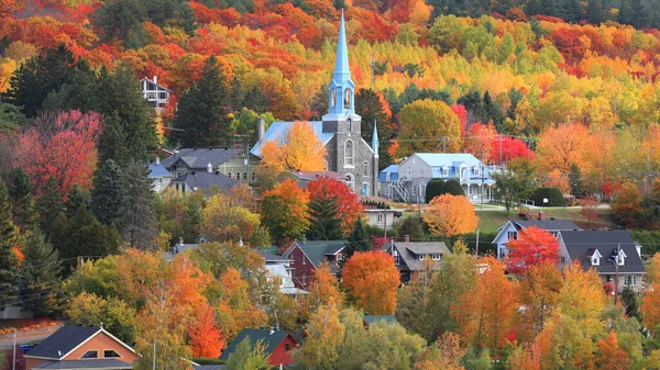 Elegante Igreja Cidade Grandes Piles Lado País Quebec — Fotografia de Stock