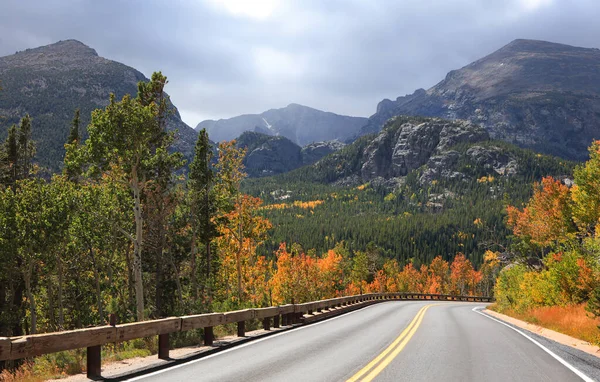 Feuillage Automne Long Pittoresque Route Lac Bear Colorado Par Temps — Photo