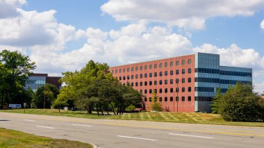 Dearborn, MI USA - SEPTMBER 01, 2025: Ford Motor Company Product Product Builduct, Ford dünyanın en büyük otomobil şirketi ve altıncı büyük otomotiv şirketidir.