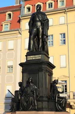 Friedrich anıt Ağustos Kral Saksonya Dresden, Almanya Neumarkt adlı