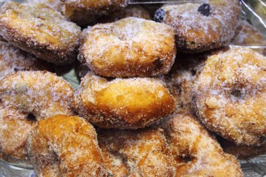 Frittole tipik Venedik tatlı